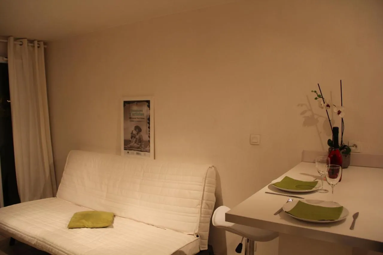 Les Cyclades Apartment Arles