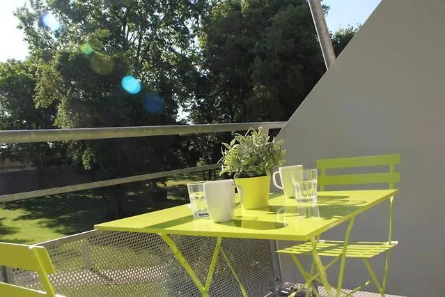 Les Cyclades Apartment Arles