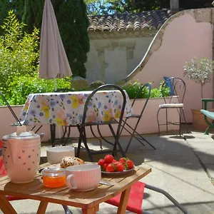 Sivan Sejour Arlesien 2 A 6 Personnes Wifi Climatisation Parking Apartment